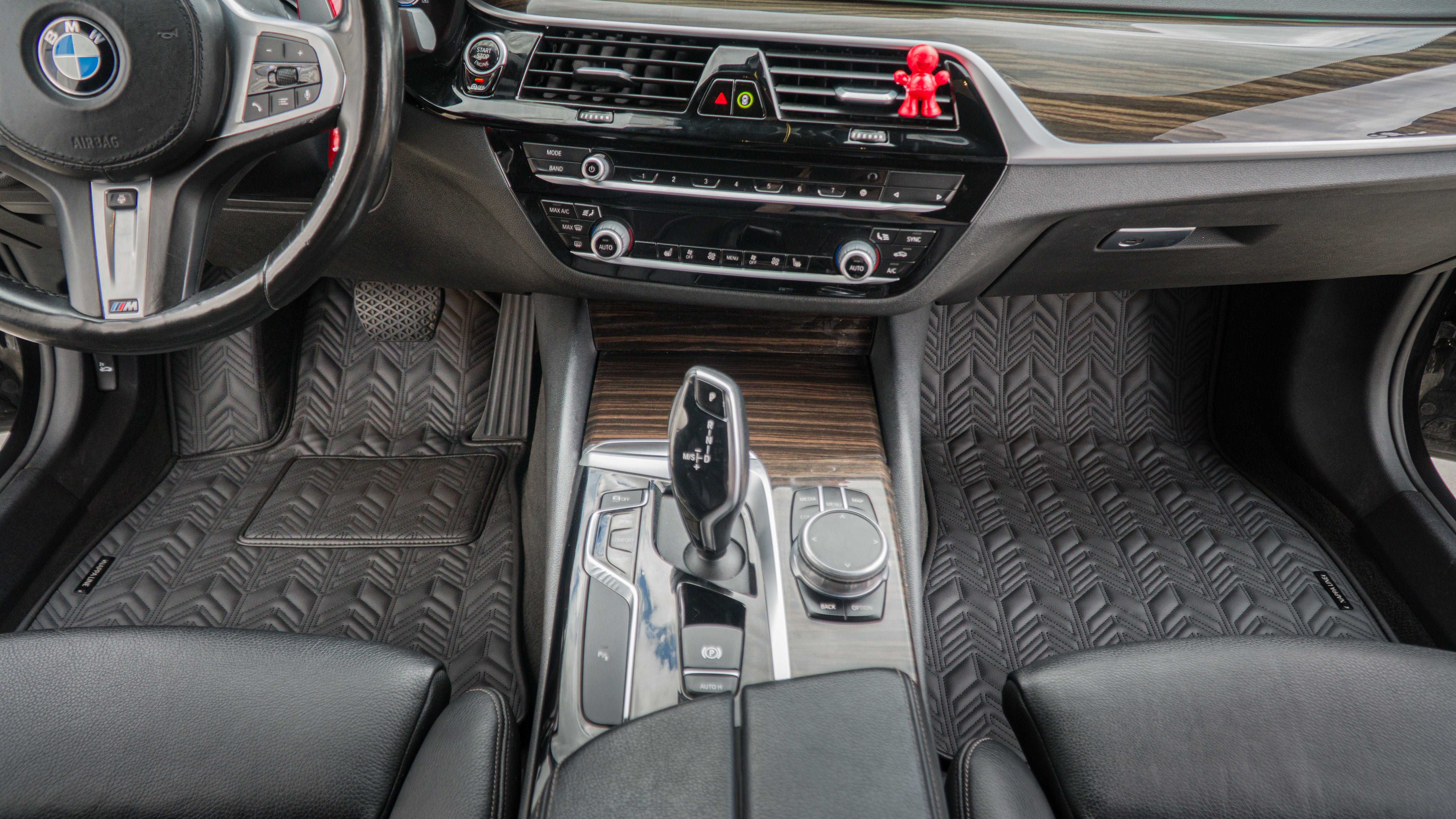 BMW 5 G30 Sedan Herringbone Car Mat Set (2017–2023)