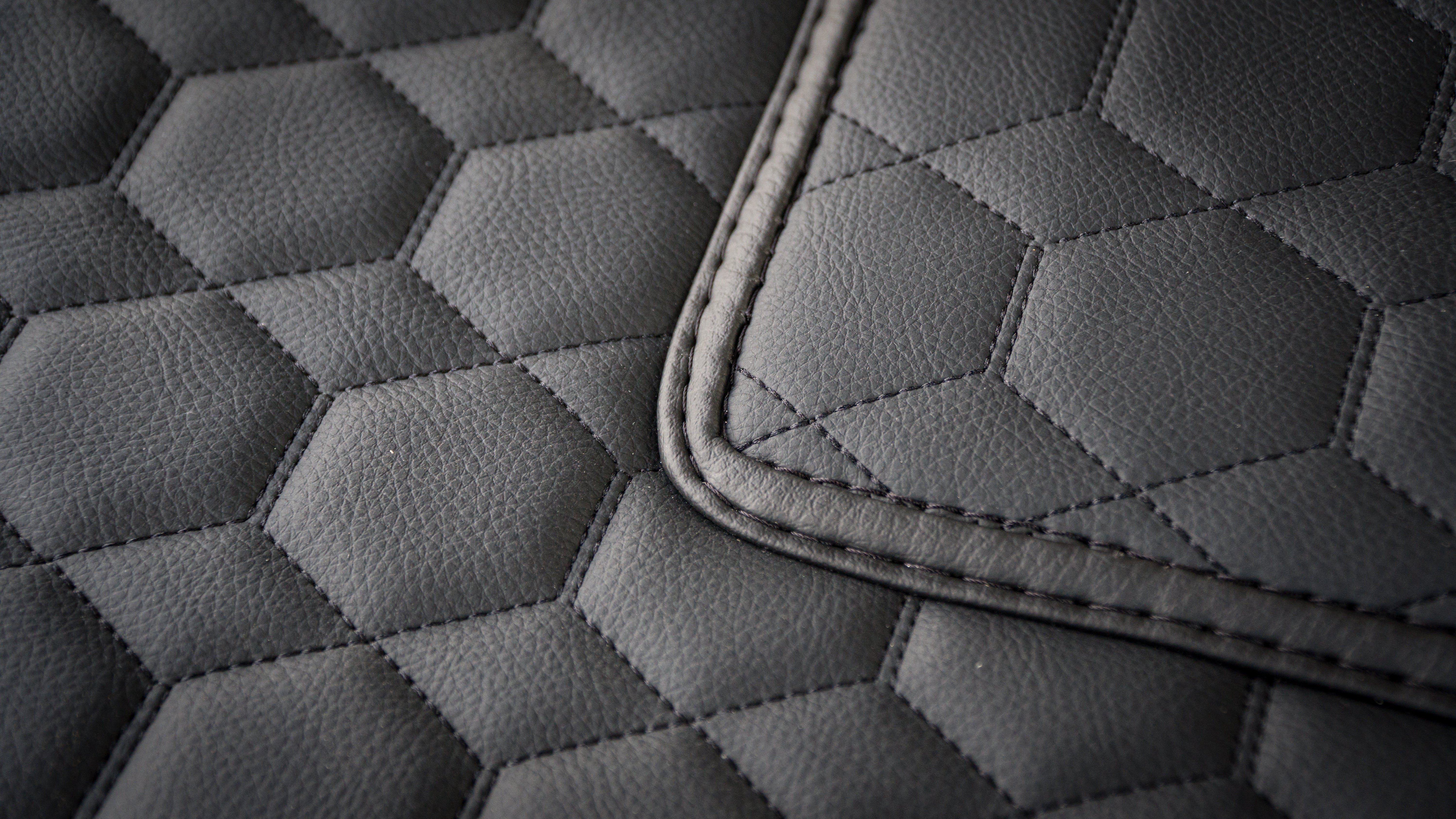 BMW 5 G30 Sedan Hexagon Car Mat Set (2017–2023)