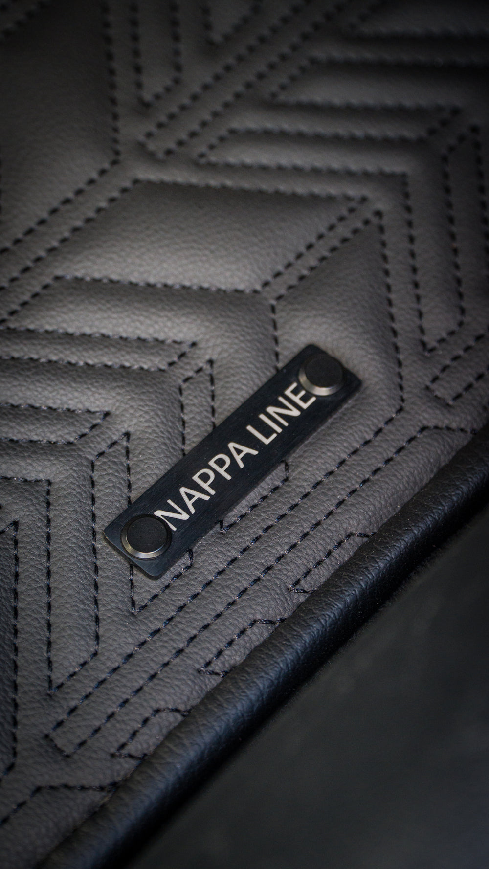 Spalva: Juoda — Audi A6 C8 Sedan Herringbone kilimėlių komplektas